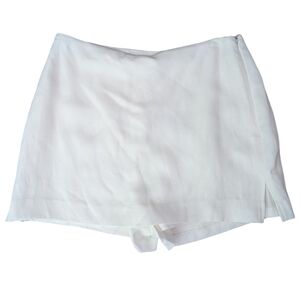 Express Women's Cream Skorts